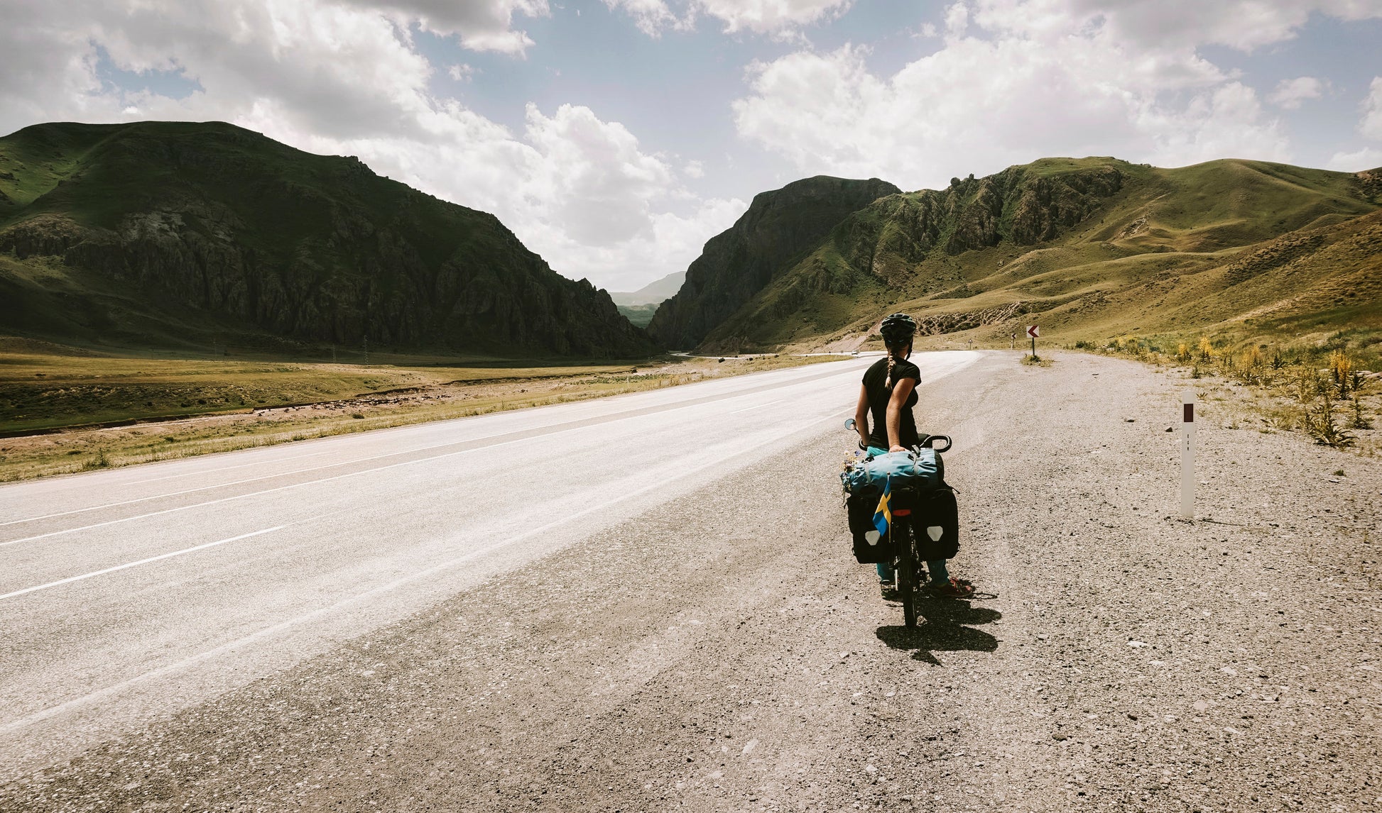 Jorden runt på 1000 dagar av Fredrika Ek