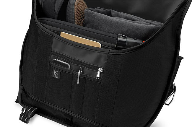 Chrome Citizen Messenger Bag - Black/White