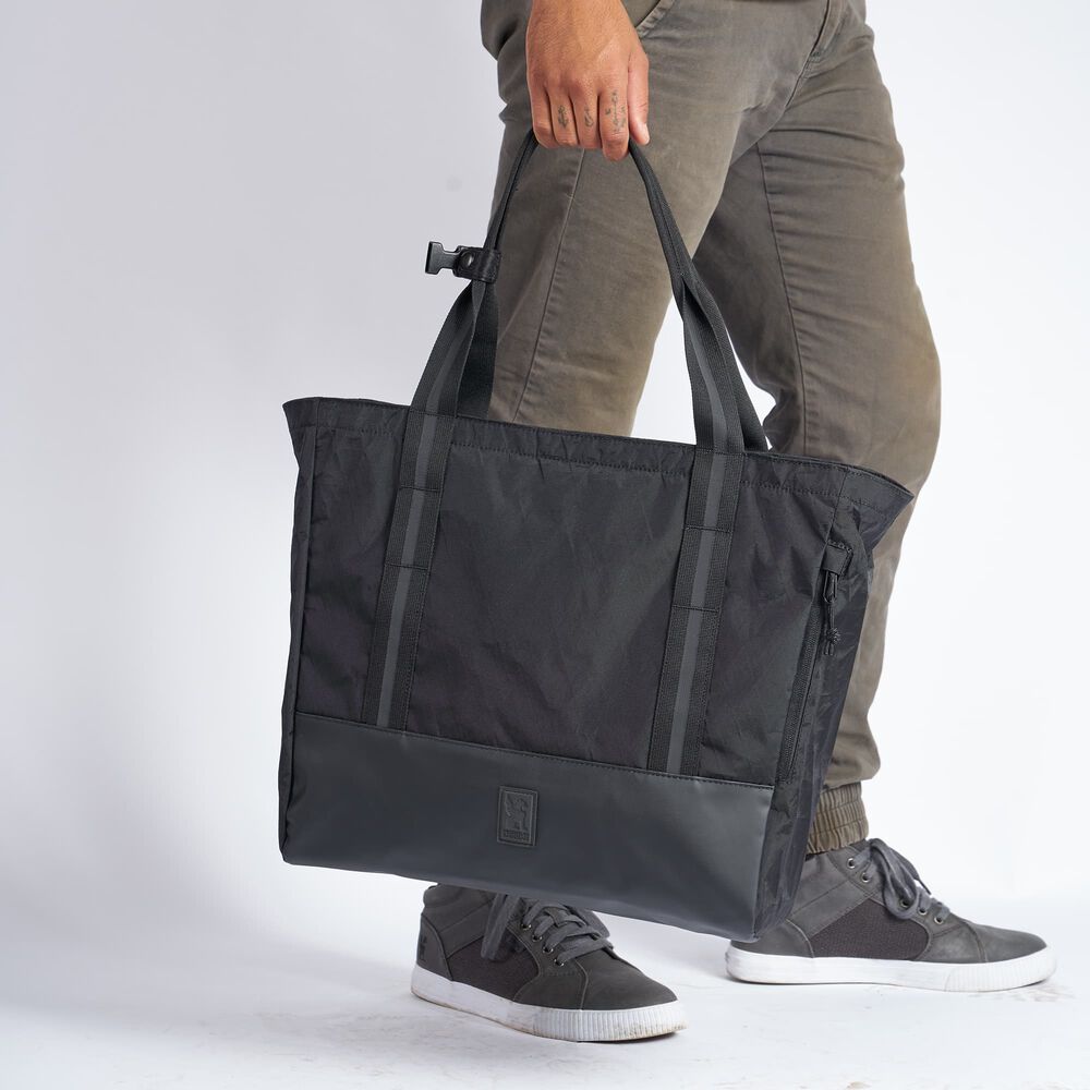 Chrome Civvy Messenger Tote