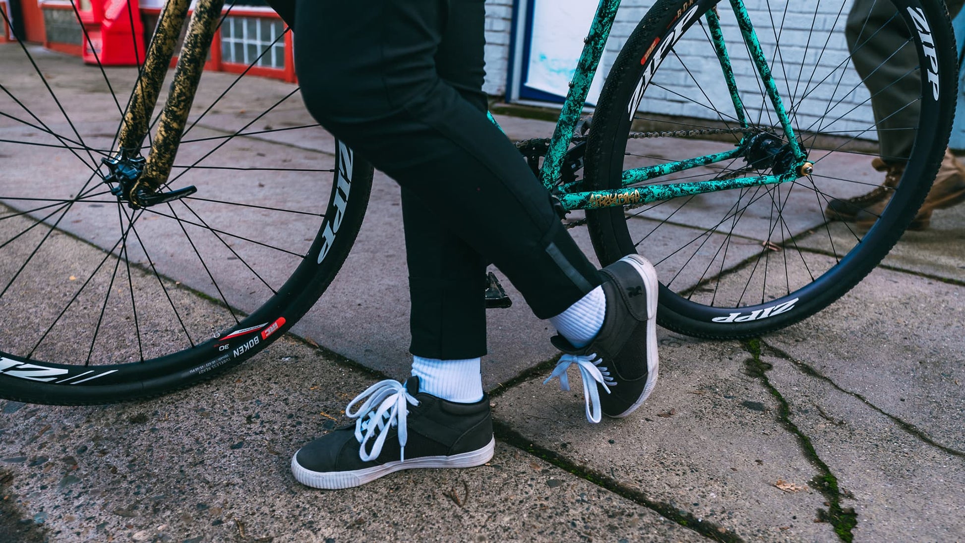 Chrome Women's Madrona 5 Pocket Pants