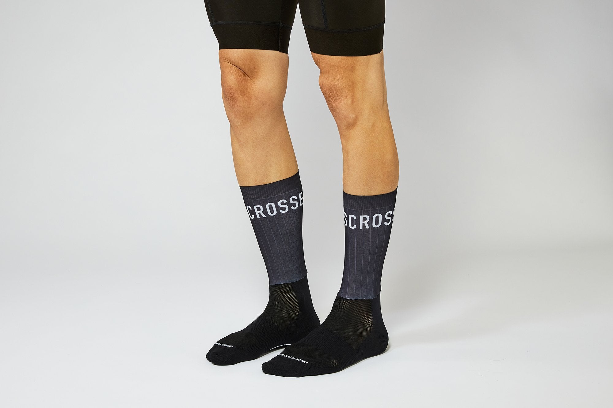 FINGERSCROSSED #Aero Czarne Skarpety Kolarskie