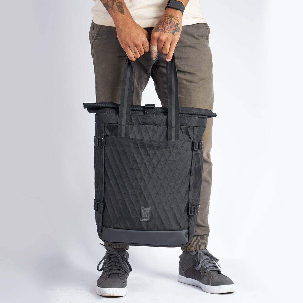 Chrome Industries Lako 3-Wege Tragetasche BLCKCHRM