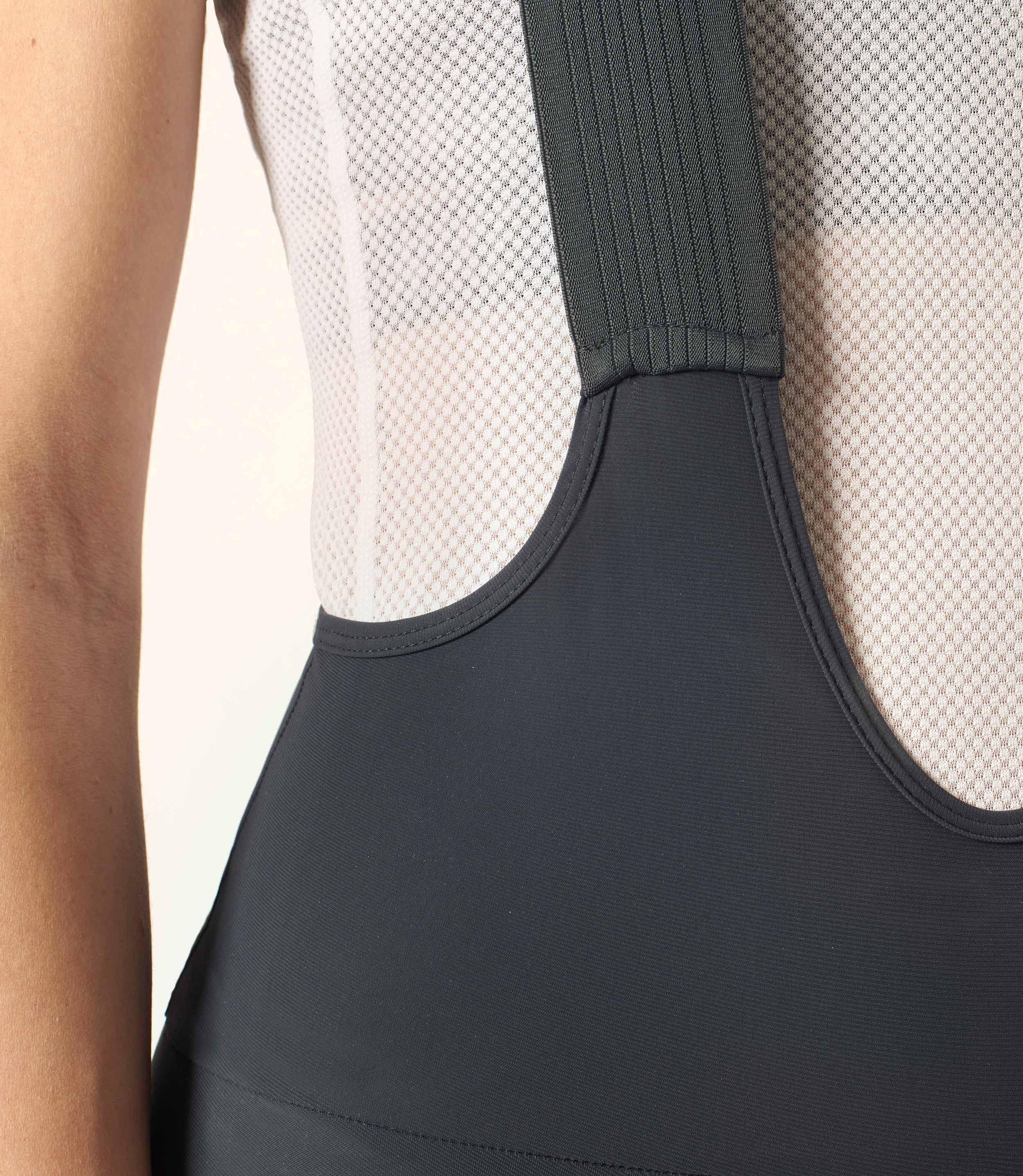 PEdALED Pantalones Cortos con Tirantes Livianos para Mujer Mirai, Gris Oscuro