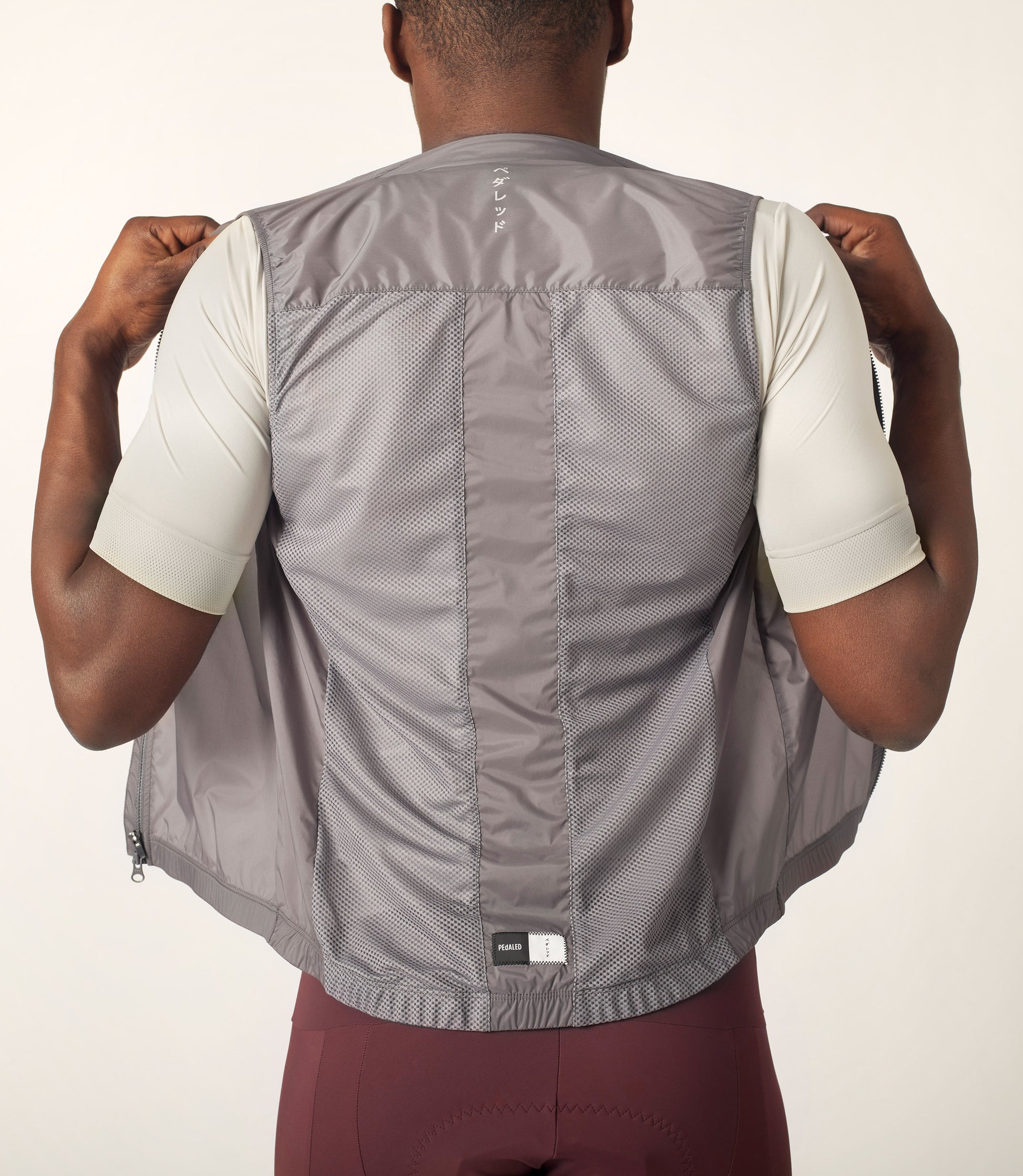 PEdALED Mirai Windproof Vest - Dark Gull Grey