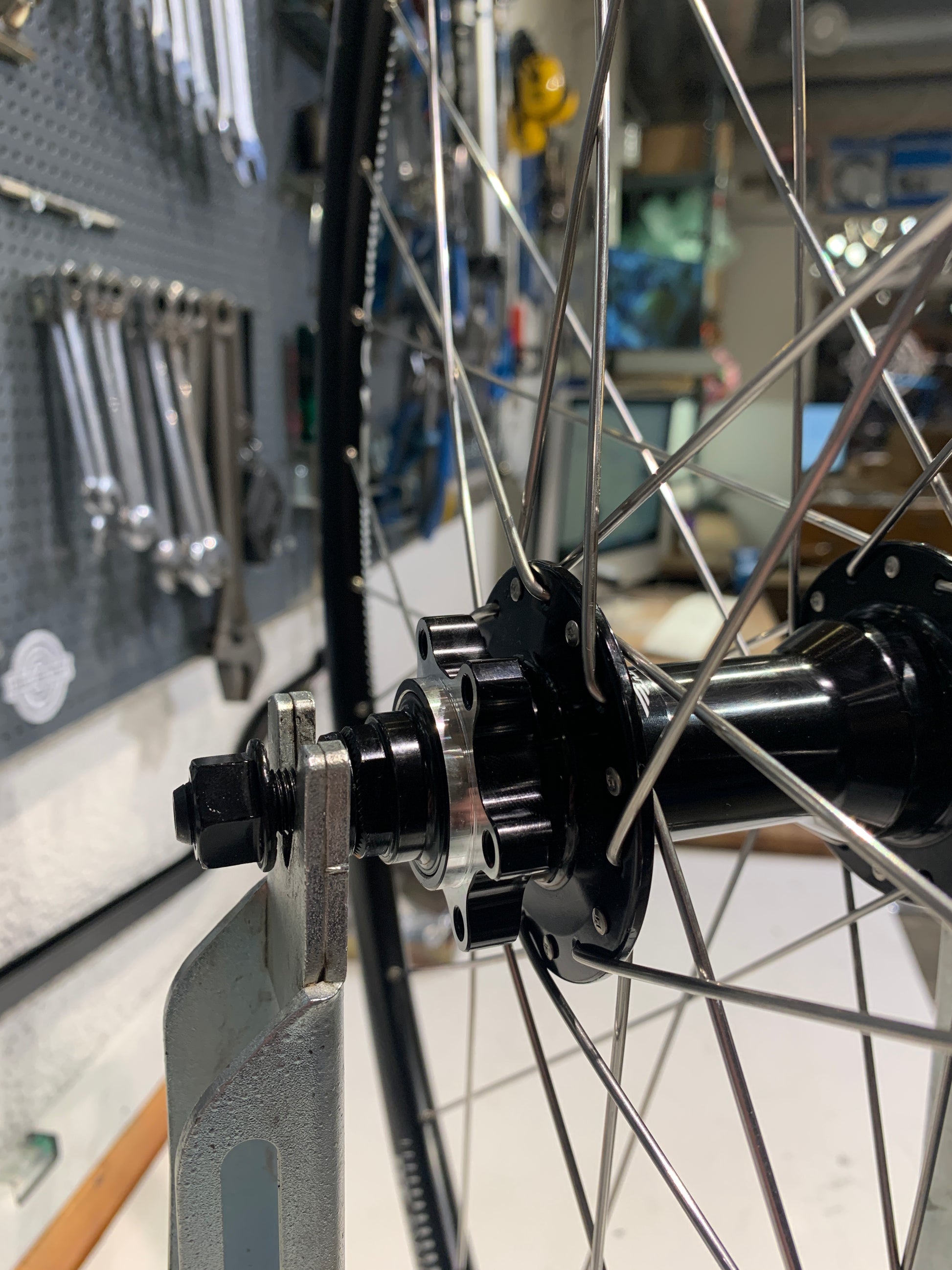 Roue arrière Singlespeed (roue personnalisée UBW) Halo Ridgeline / DT Swiss R 460 DB 135 OLD