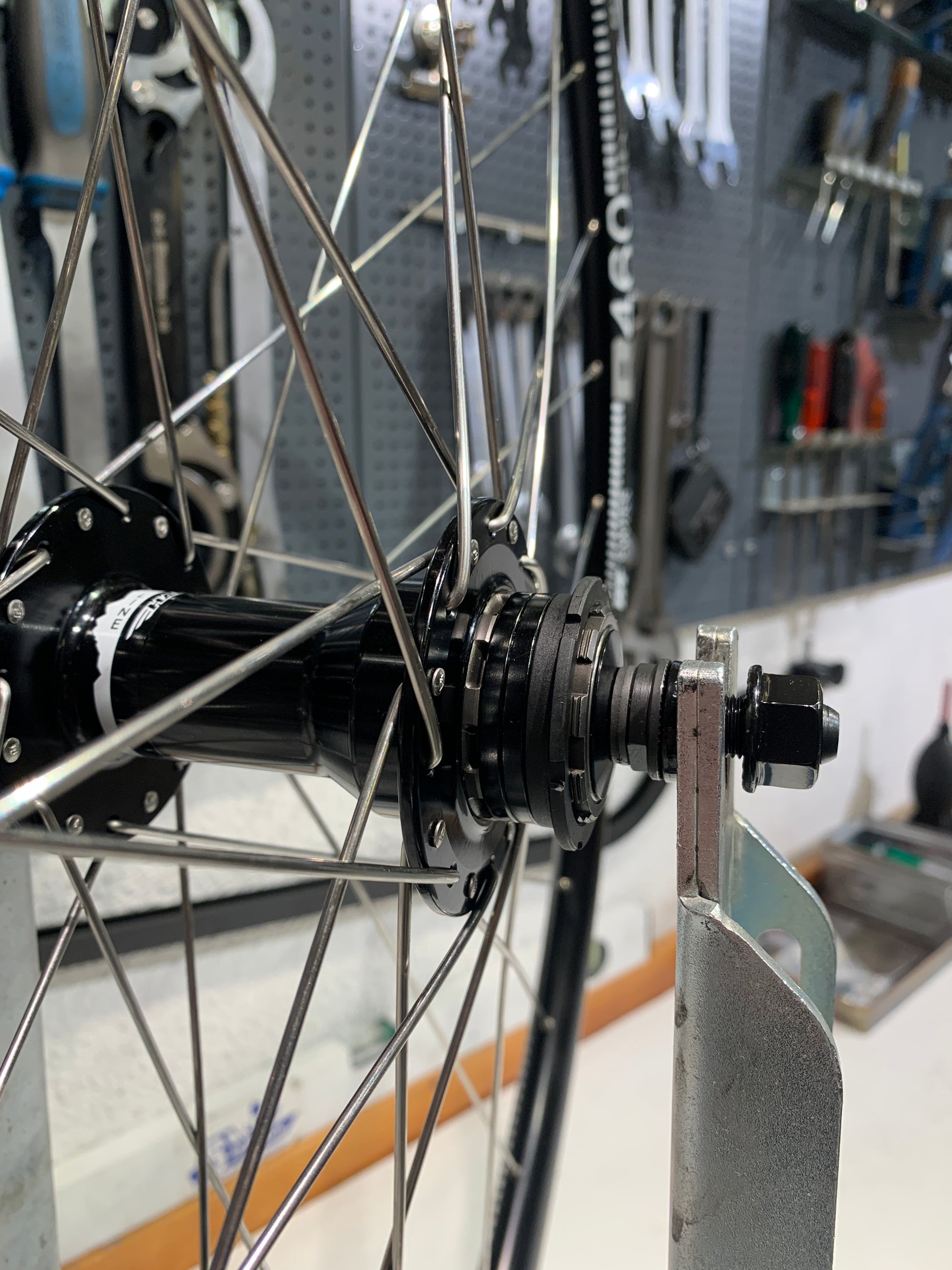 Roue arrière Singlespeed (roue personnalisée UBW) Halo Ridgeline / DT Swiss R 460 DB 135 OLD