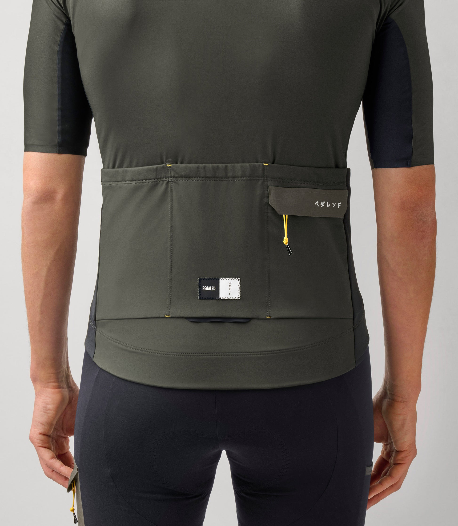 PEdALED Odyssey Kurzarm Cargo-Radtrikot - Grau Ink