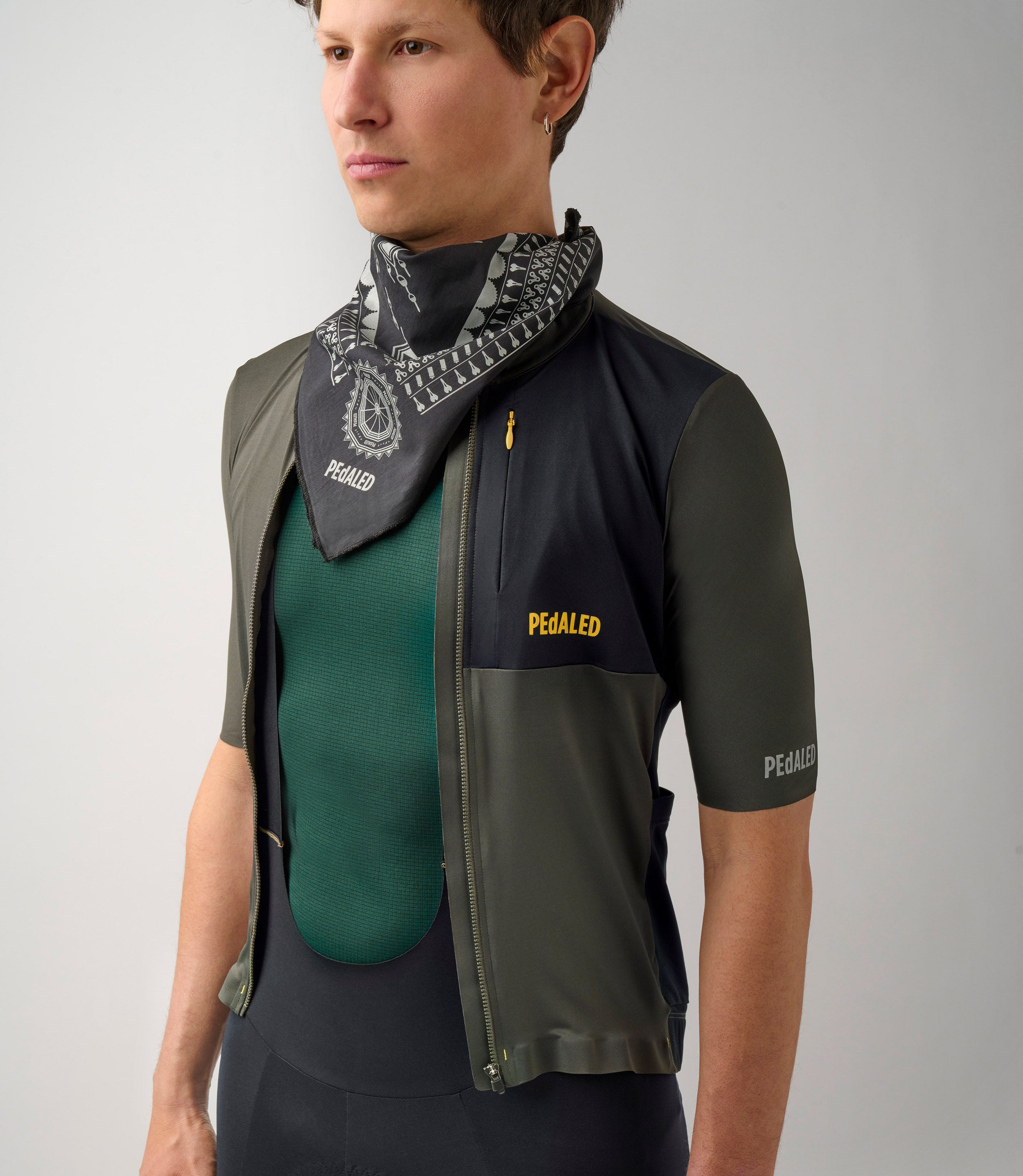 PEdALED Odyssey Kurzarm Cargo-Radtrikot - Grau Ink
