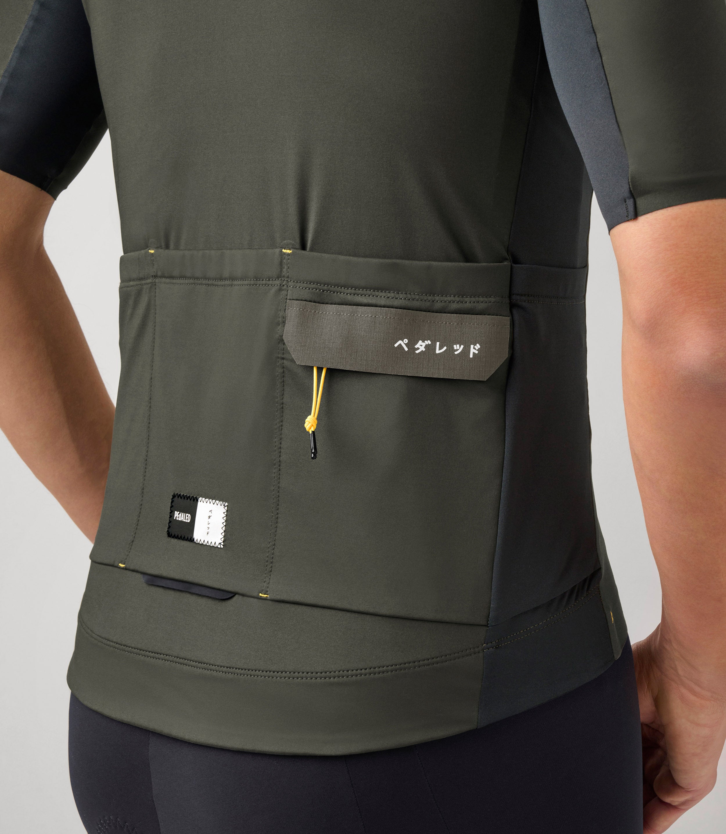 PEdALED Odyssey Kurzarm Cargo-Radtrikot - Grau Ink