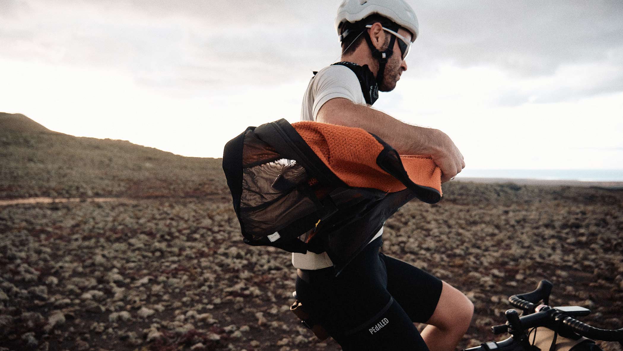 PEdALED Odyssey Summer Cycling Alpha® Gilet - Inchiostro Grigio