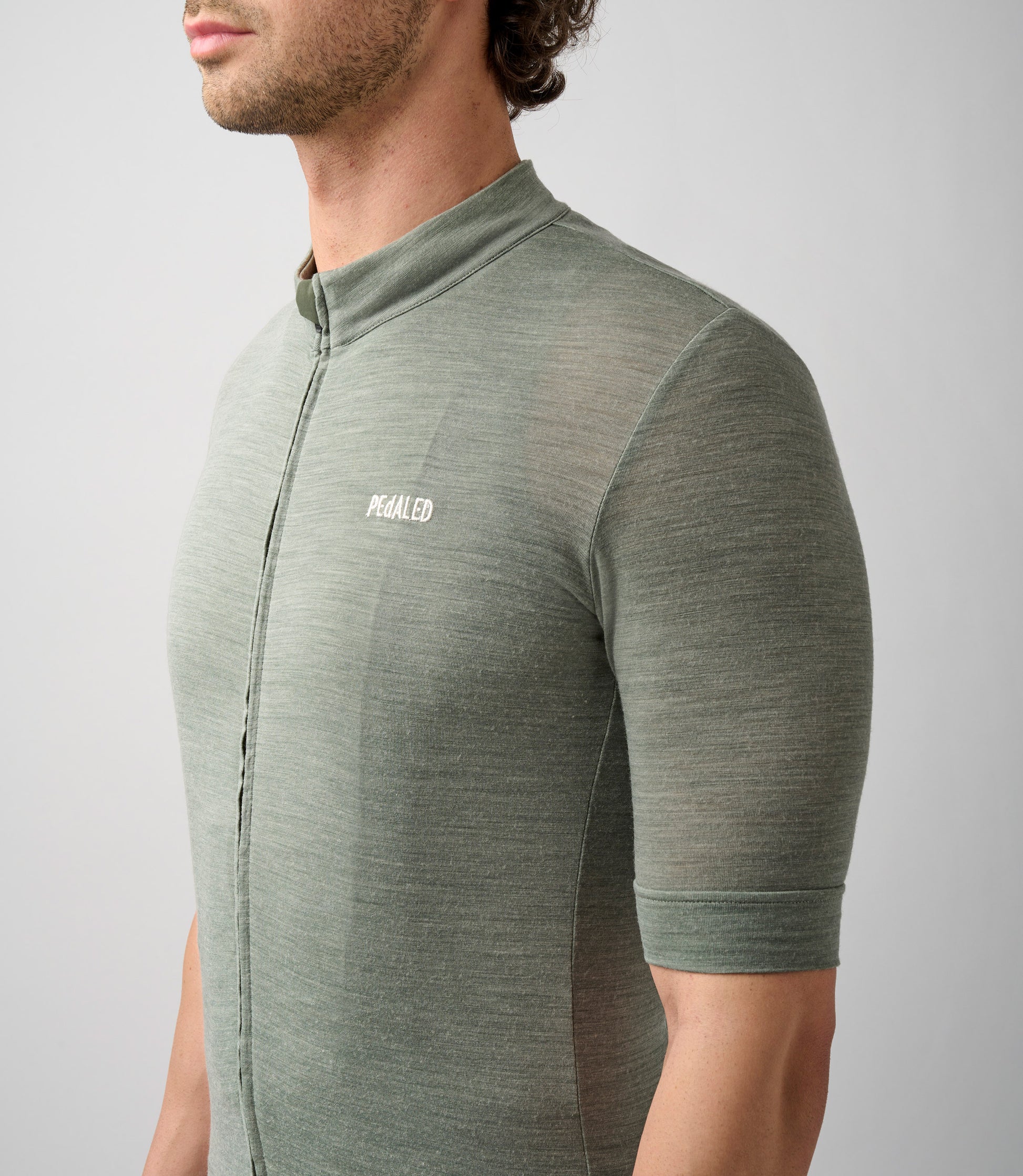PEdALED Jersey Esencial de Merino - Verde Militar