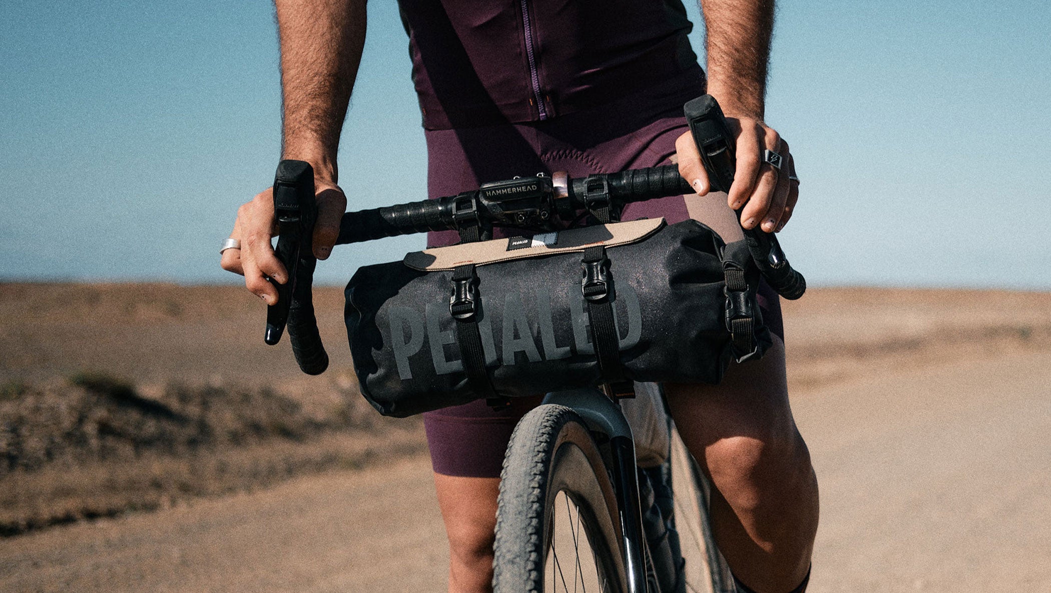 PEdALED Odyssey Handlebar Bag - Raven
