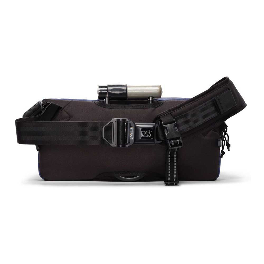 Bolso bandolera Chrome Kadet - Camuflaje sueco medianoche