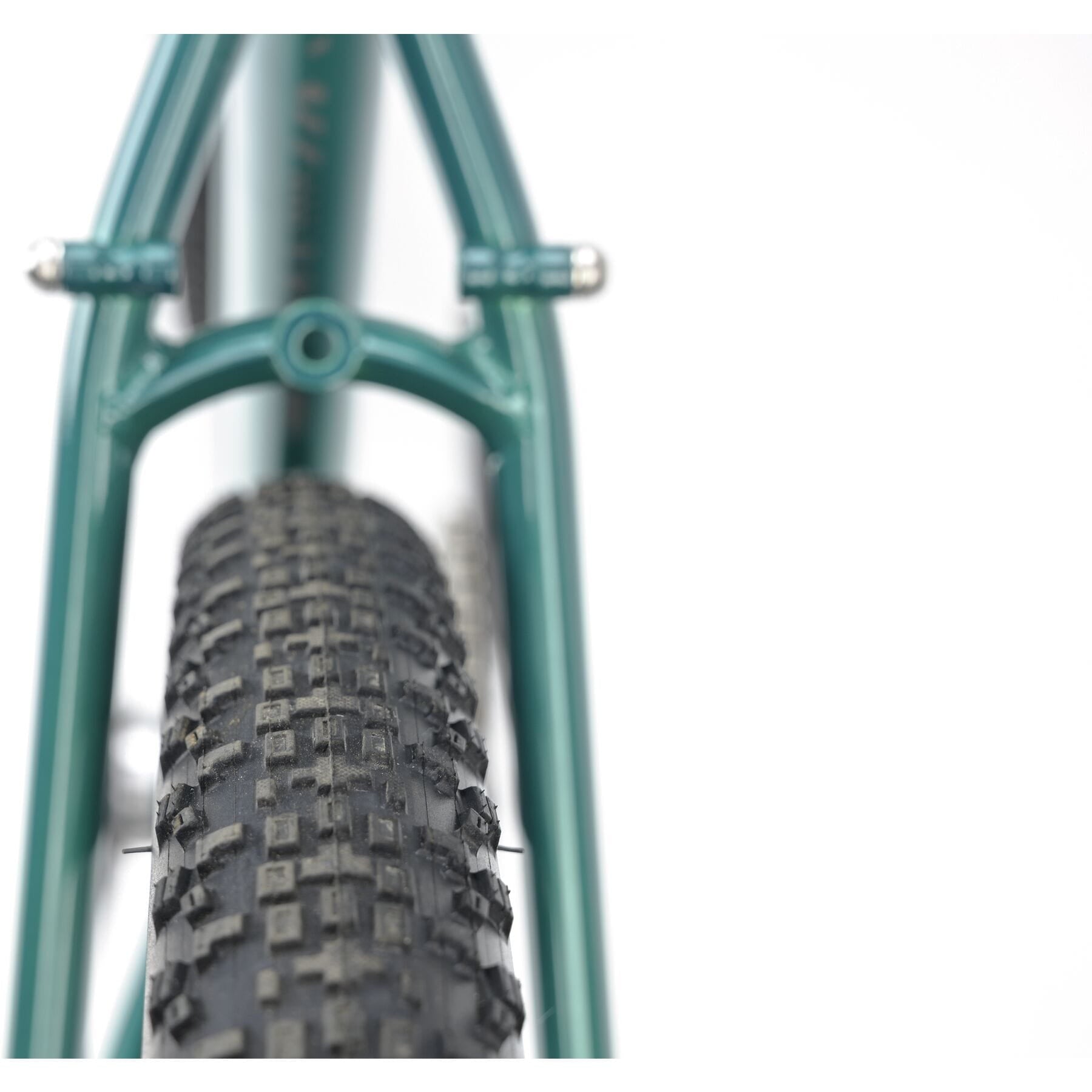 Genesis Croix de Fer 40 (Sterling Gloss)