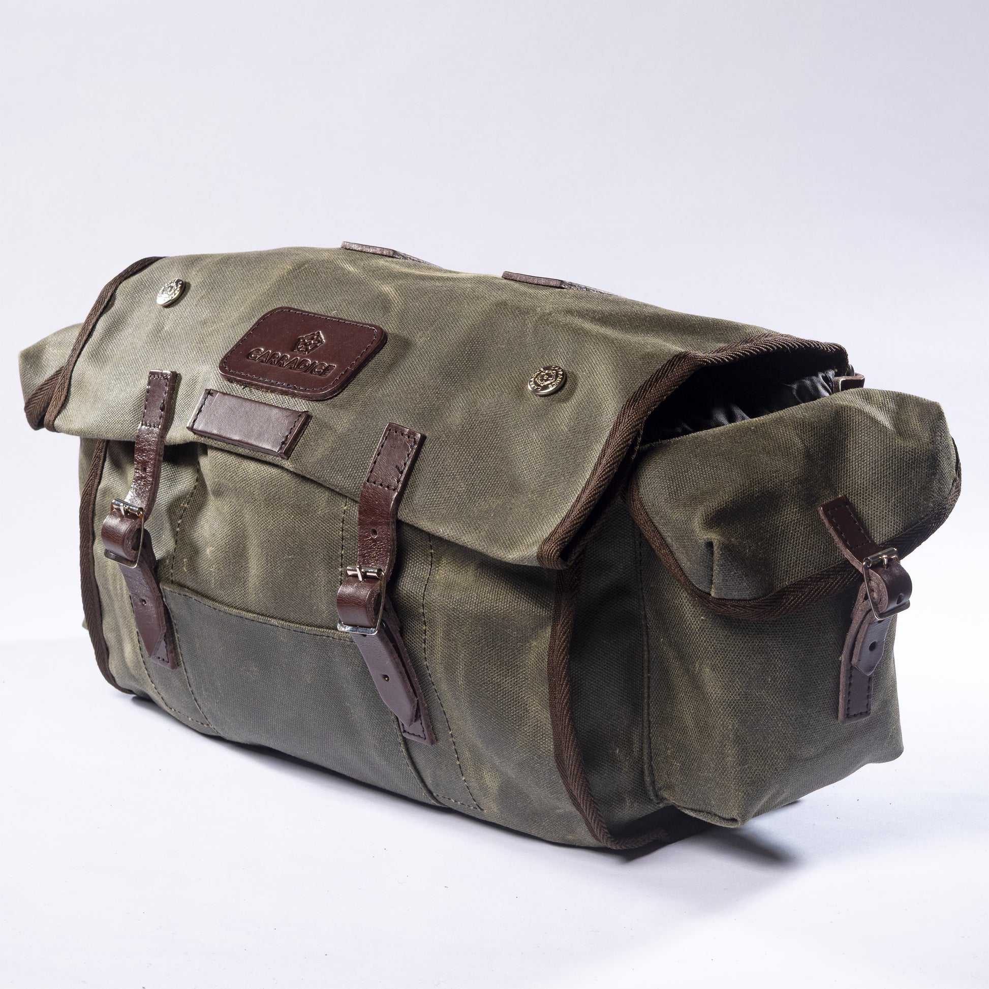 Carradice Nelson Longflap Saddlebag (18L) - Field Green