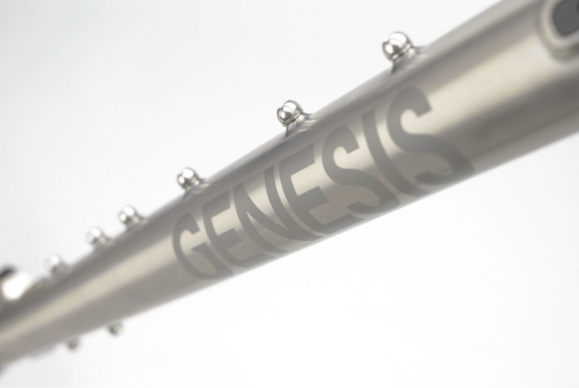 Genesis Croix de Fer Ti Luther Van Gloss Frames