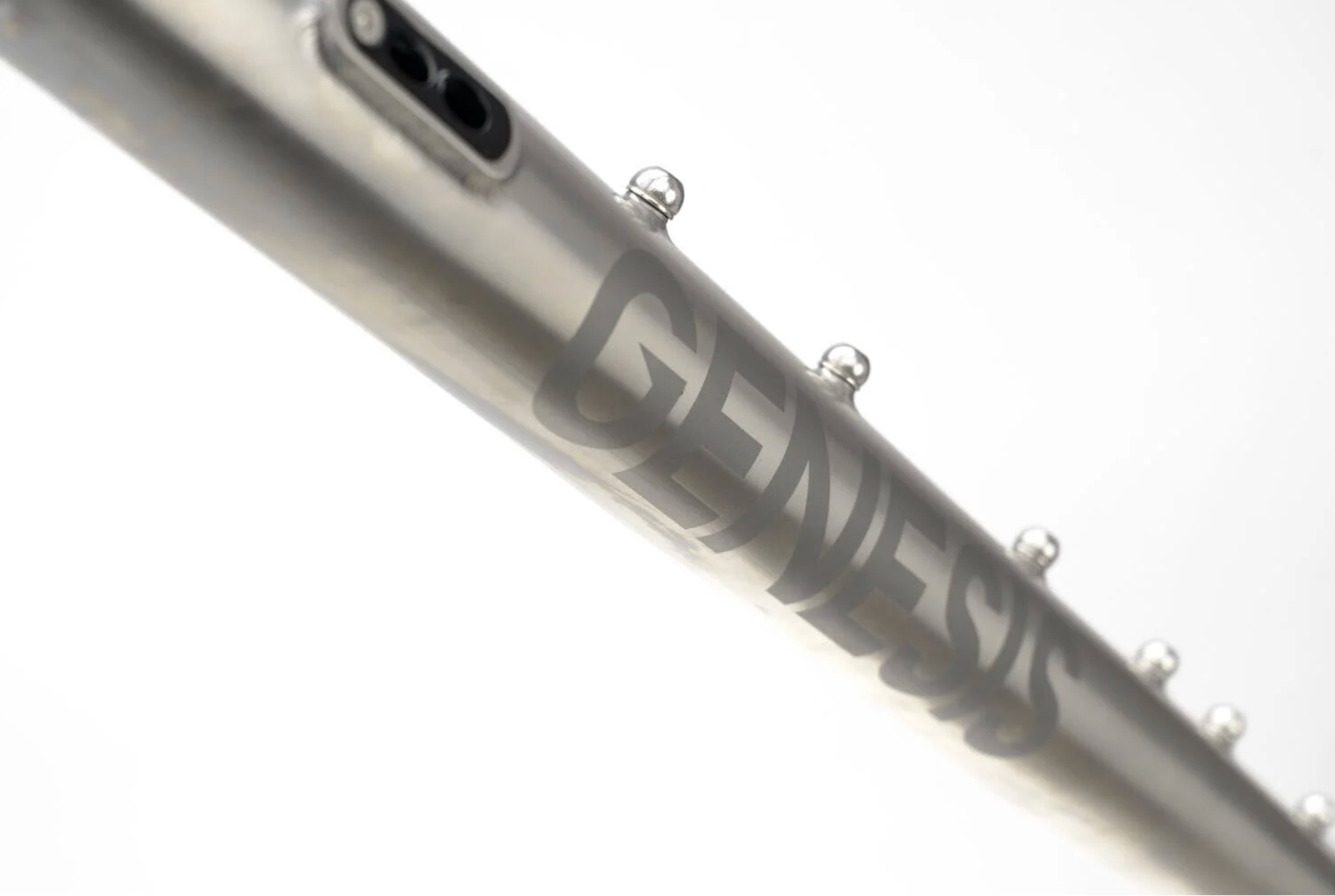 Genesis Croix de Fer Ti Luther Van Gloss Frames