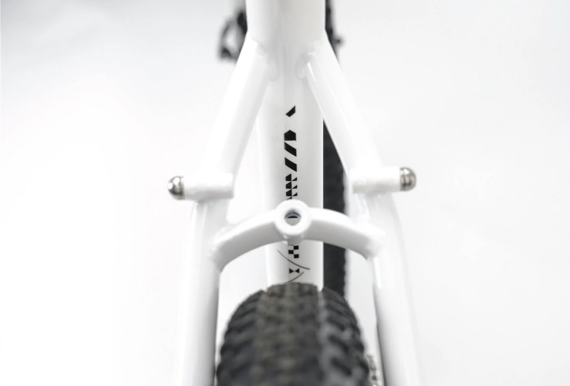 Genesis Croix de Fer 10 (Whitehouse Family)