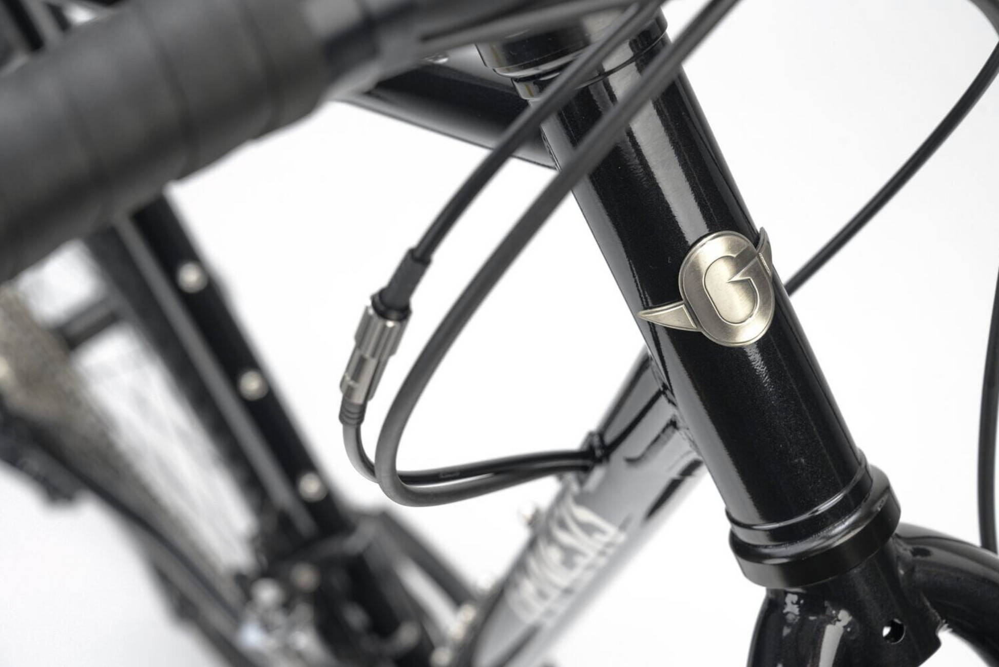 Genesis Croix de Fer 20 (Burt Bachablack)