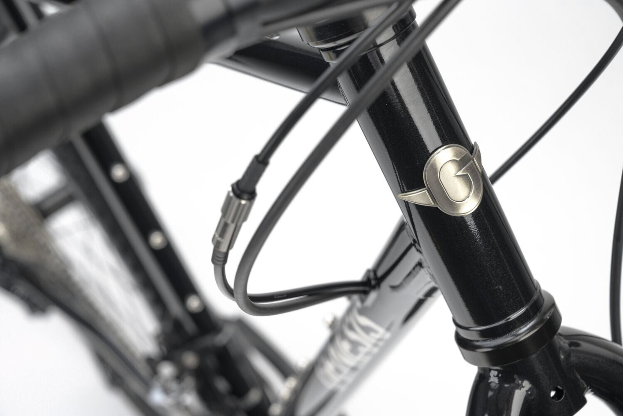 Genesis Croix de Fer 20 (Burt Bachablack)