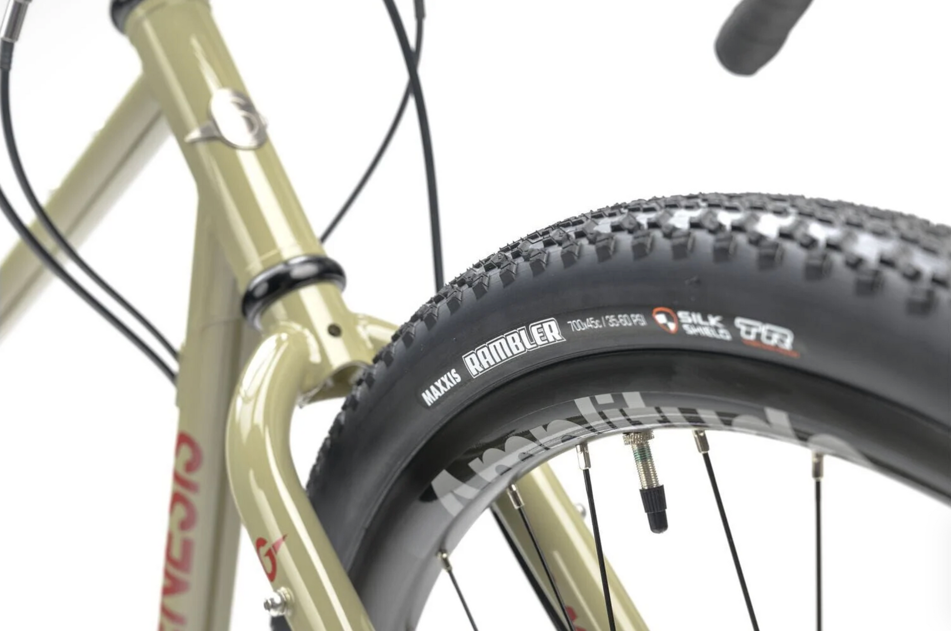 Genesis Croix de Fer 30 (Pavement)