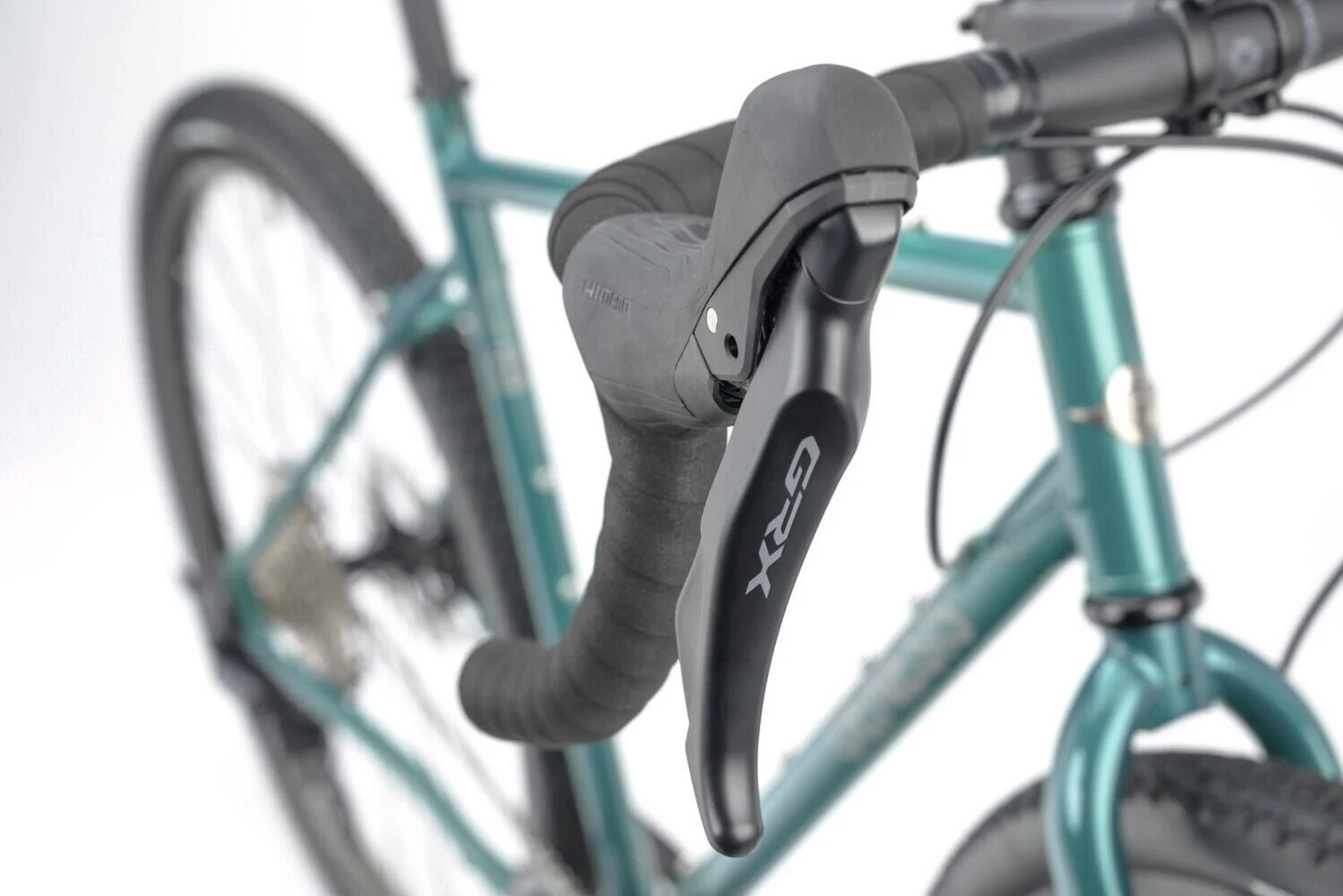 Genesis Croix de Fer 40 (Sterling Gloss)