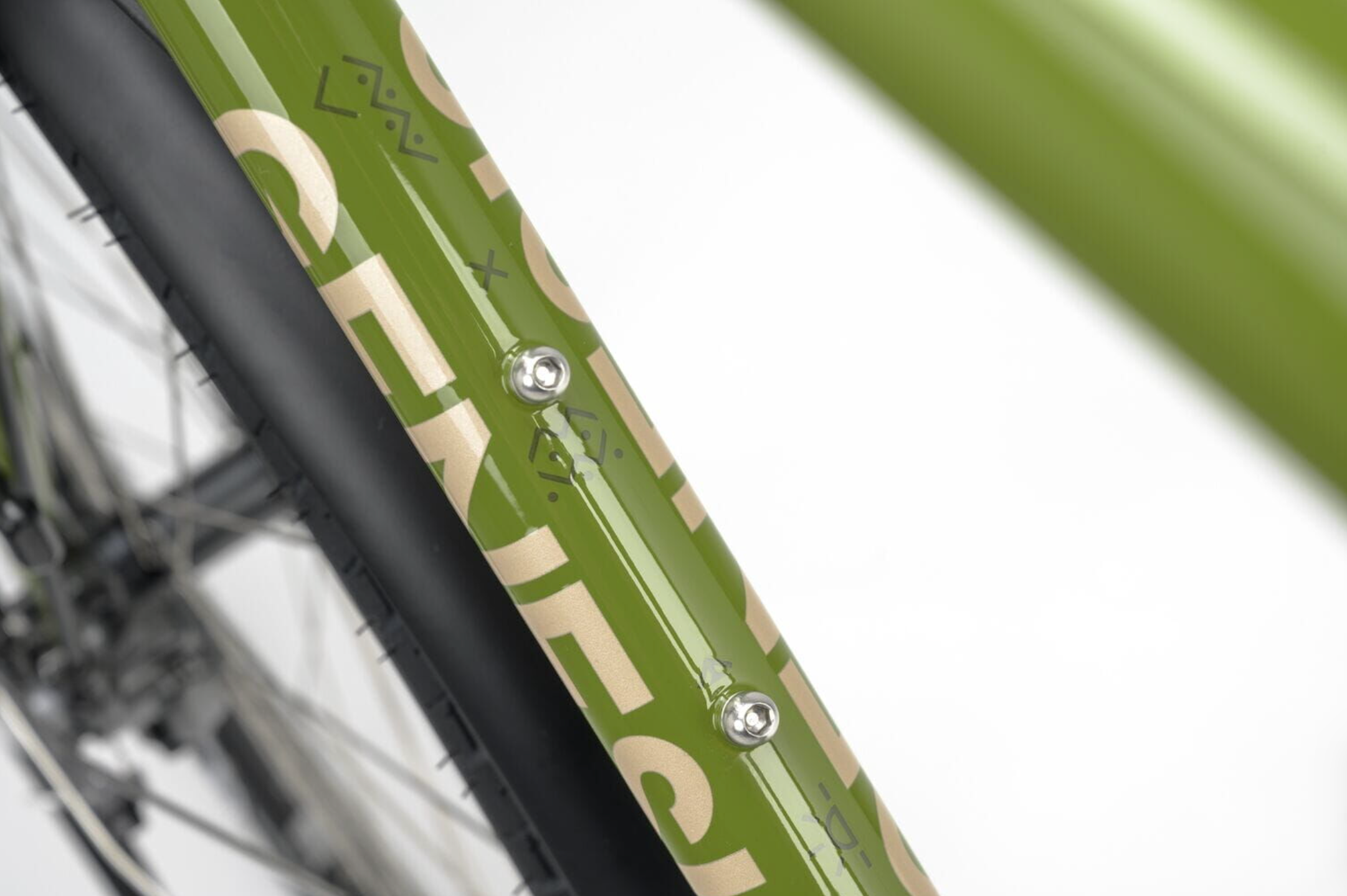 Genesis Tour De Fer 10 Flat Bar (Olive The Vida Loca)