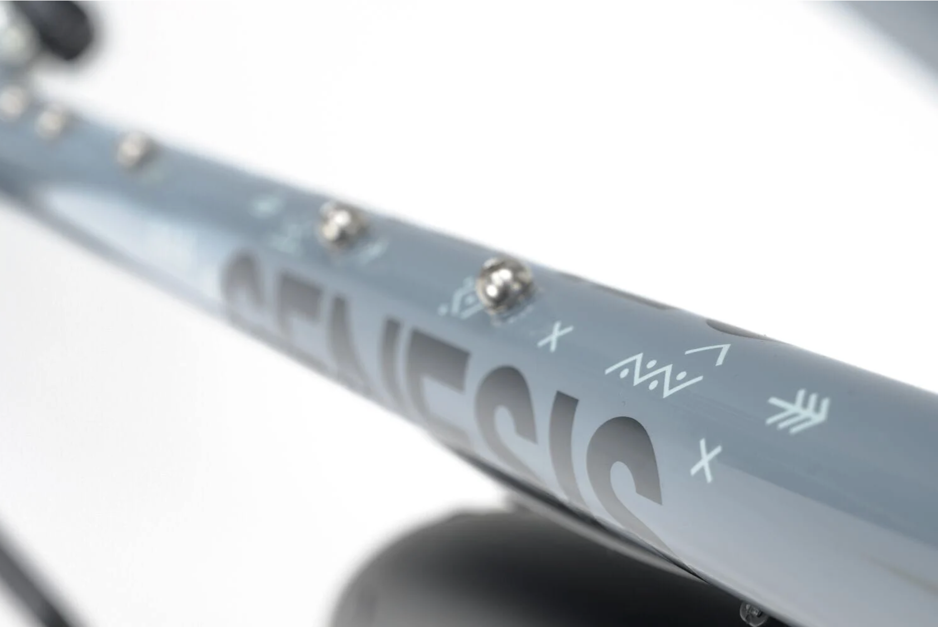 Genesis Tour De Fer 30 Flat Bar (Keith Flint)