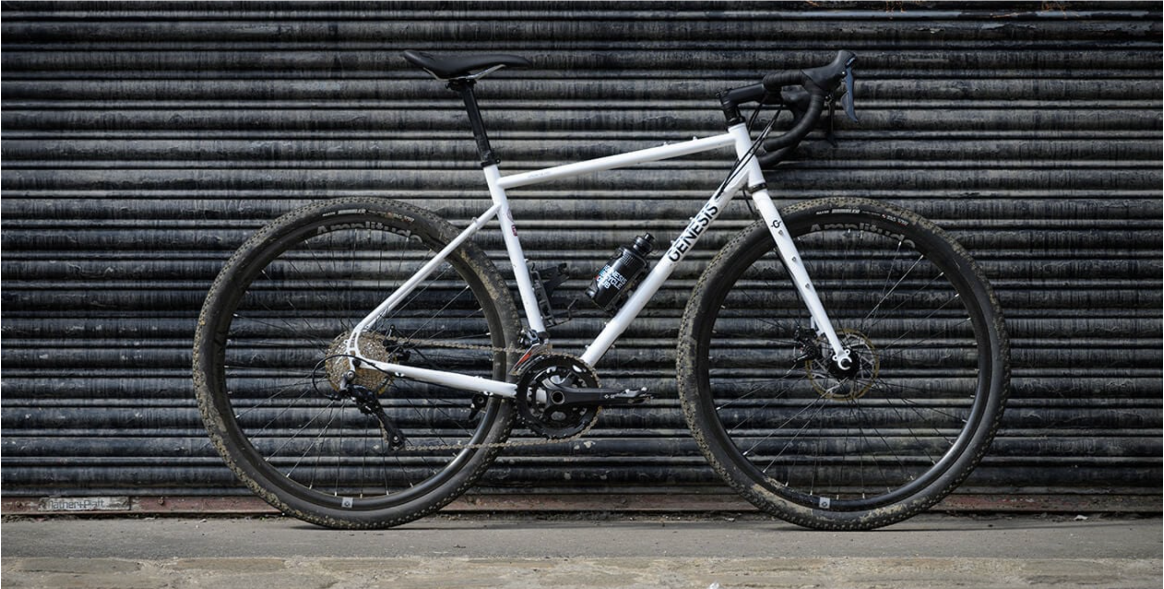 Genesis Croix de Fer 10 (Whitehouse Family)