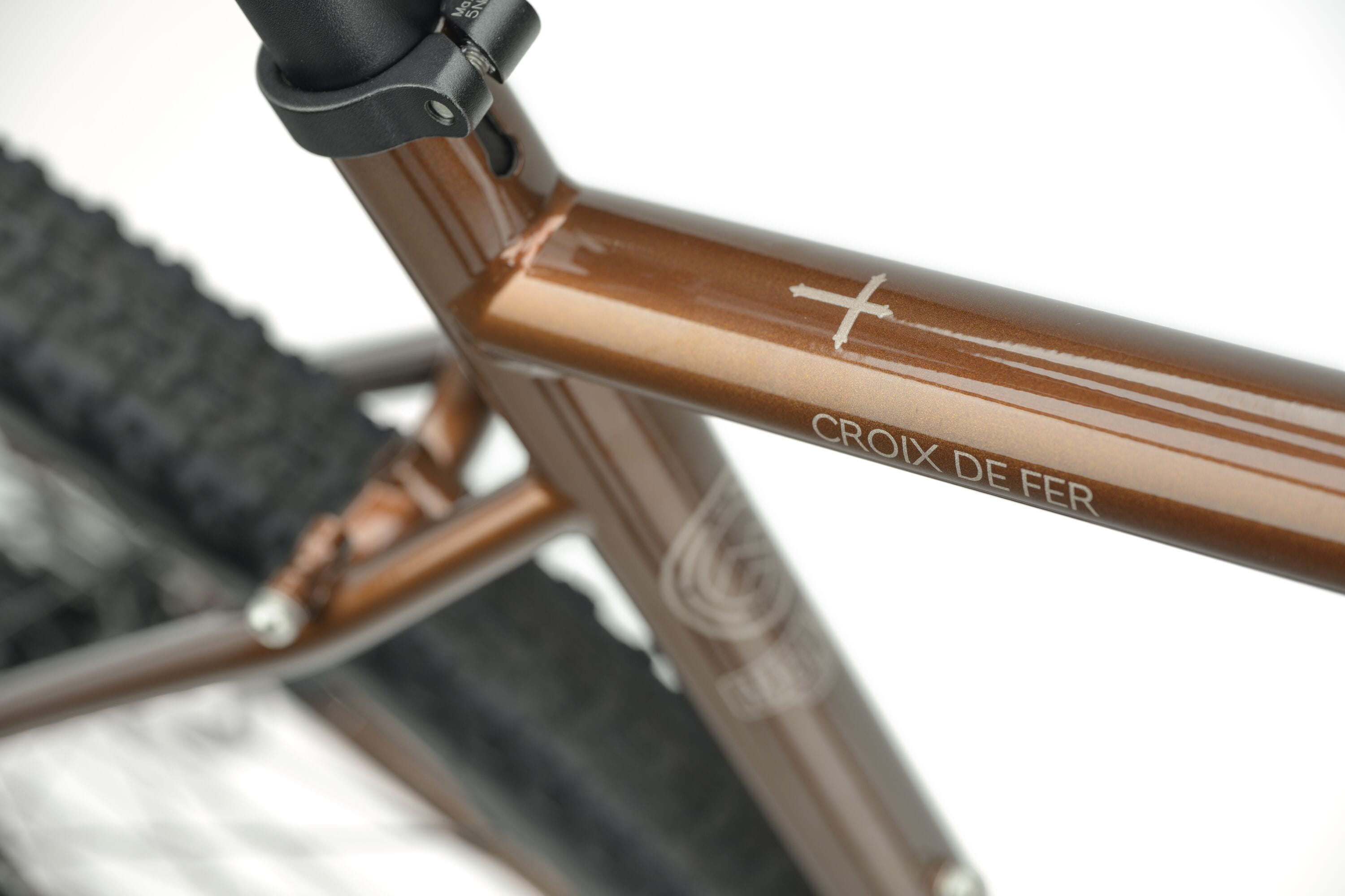 Genesis Croix de Fer 10 (Bronze Jovi)