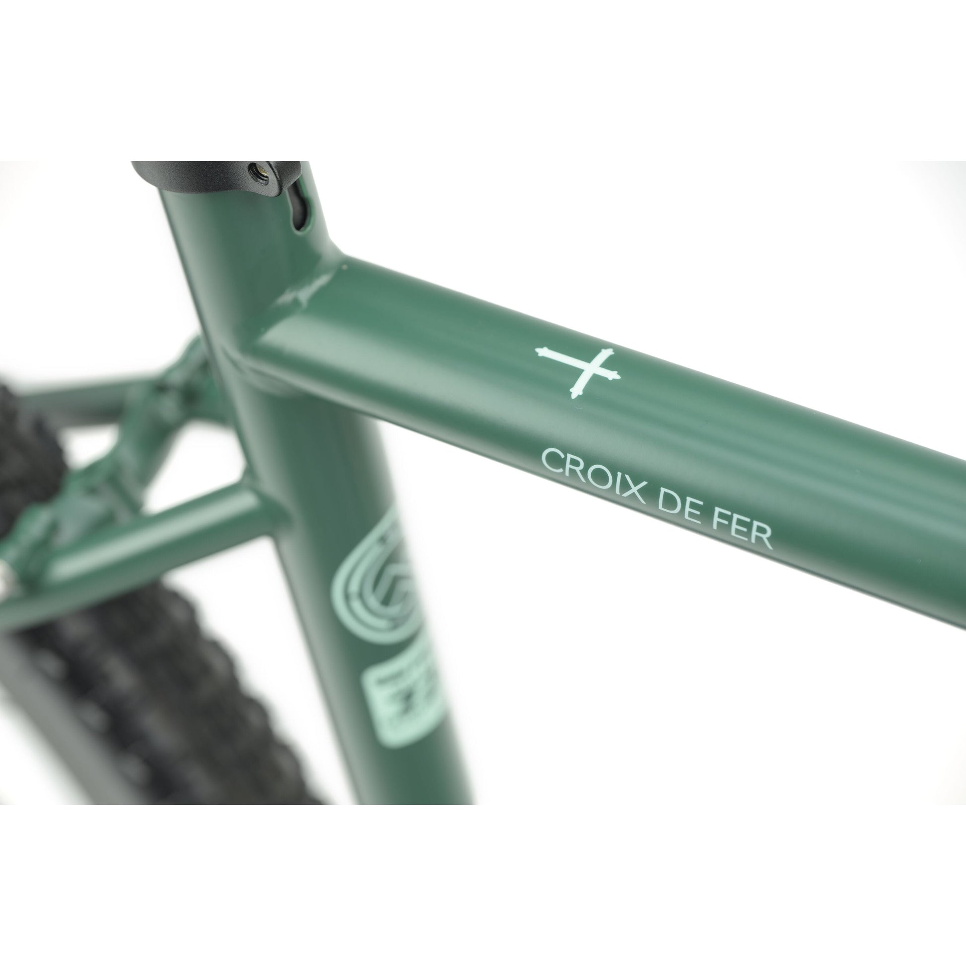 Genesis Croix de Fer 20 725 (Diana Moss)
