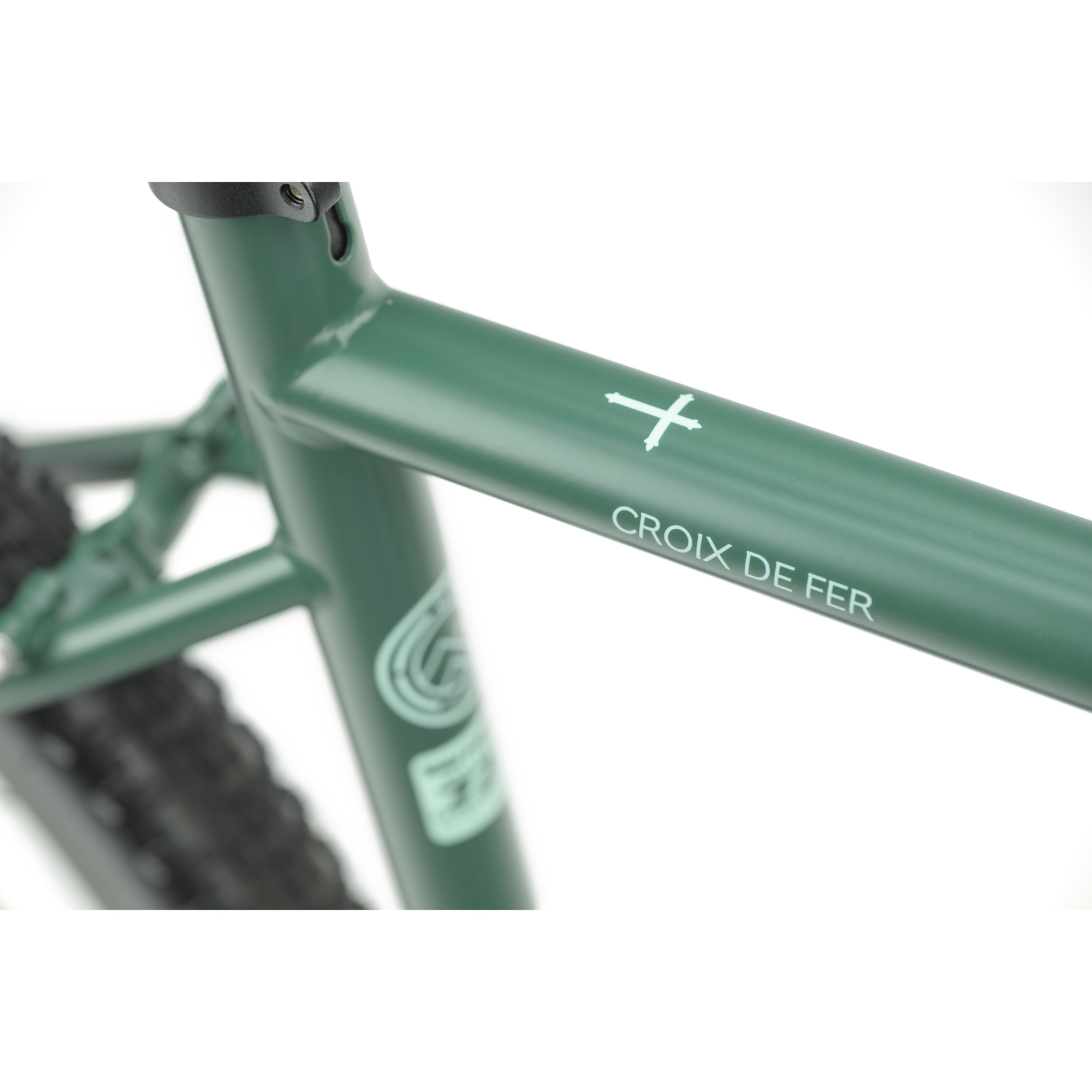Genesis Croix de Fer 20 725 (Diana Moss)